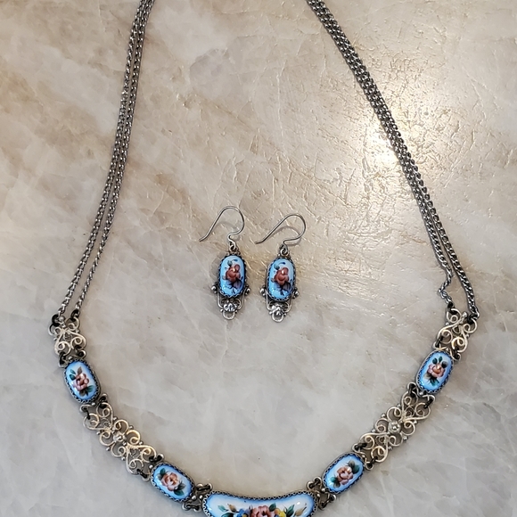 Enamel hand-painted necklace and earrings set - Picture 7 of 8